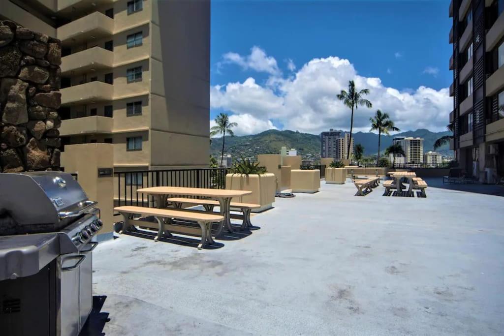 King Bed, Spacious, Legal, View Apartment Honolulu Exterior photo